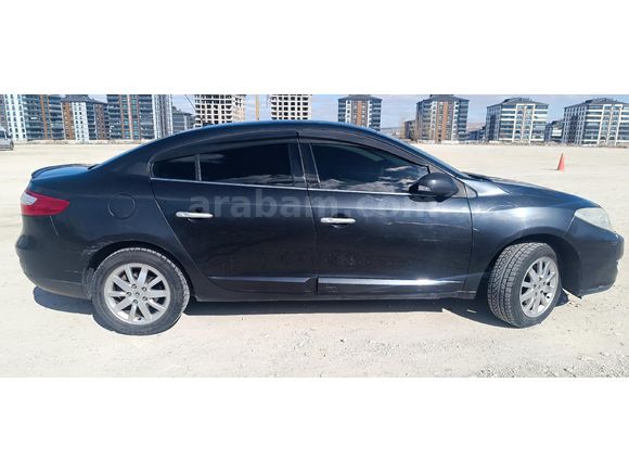 Sahibinden Renault Fluence 1.6 Privilege 2011 Model