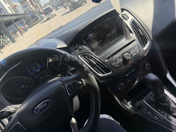 Sahibinden tam otomatik  Ford Focus 1.5 TDCi Titanium 2016 Model 