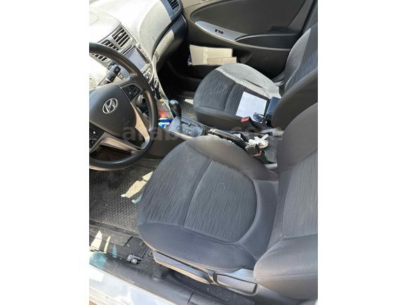 Sahibinden Hyundai Accent Blue 1.6 CRDI Mode Plus 2017 Model 