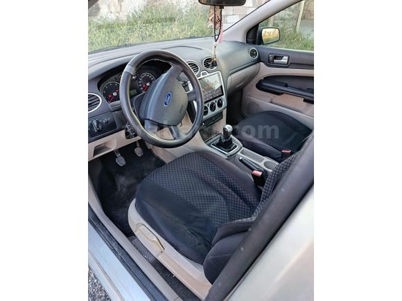 Sahibinden Ford Focus 1.6 Trend 2006 Model