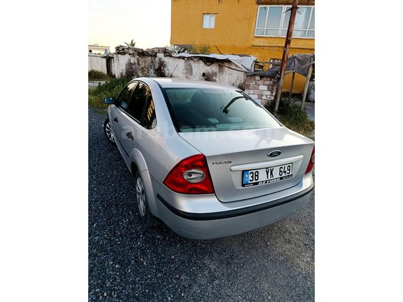 Sahibinden Ford Focus 1.6 Trend 2006 Model