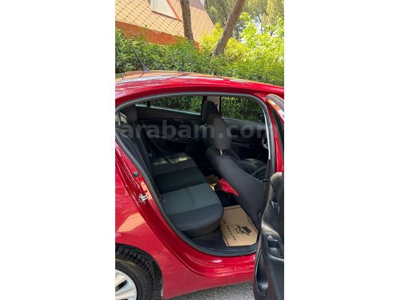 Sahibinden Fiat Egea 1.4 Fire Easy 2019 Model  107.000 km Kırmızı