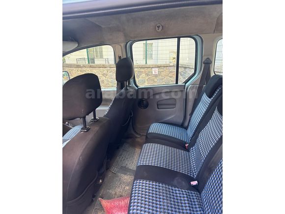Sahibinden Renault Kangoo 1.5 dCi Expression 2010 Model 