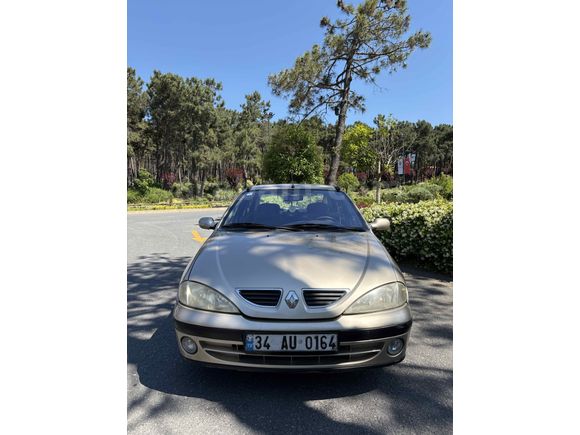 Sahibinden Renault Megane 1.6 RXi 2002 Model  136.074 km Bej