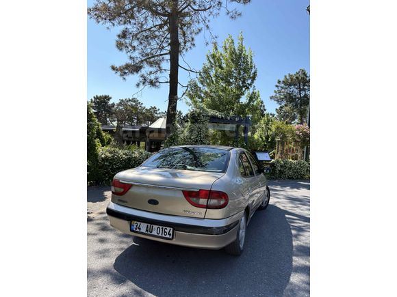 Sahibinden Renault Megane 1.6 RXi 2002 Model  136.074 km Bej