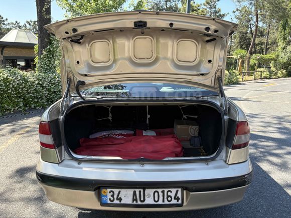 Sahibinden Renault Megane 1.6 RXi 2002 Model  136.074 km Bej