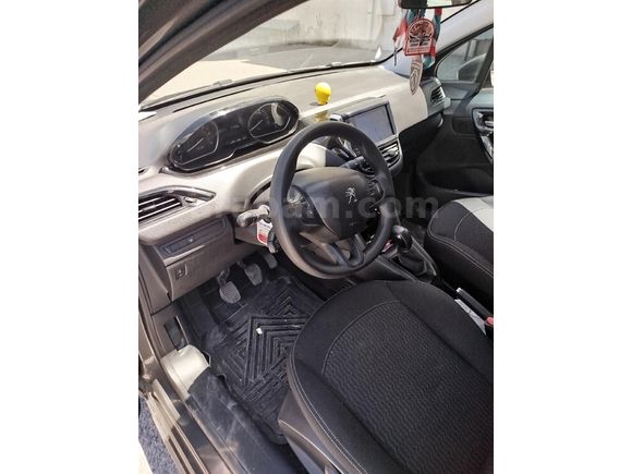 Sahibinden Peugeot 208 1.5 BlueHDi Active Dynamic 2020 Model