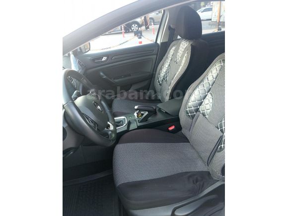 Sahibinden Renault Megane 1.5 Blue DCI Touch 2020 Model