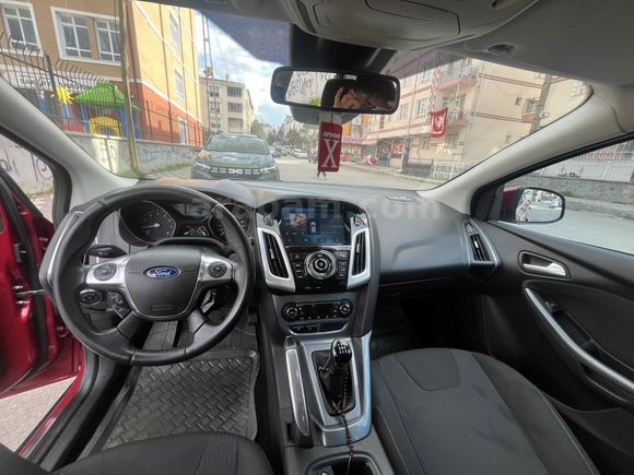 Sahibinden Ford Focus 1.6 Ti-VCT Titanium 2011 Model 