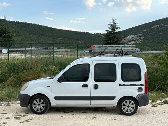 Sahibinden Renault Kangoo Multix 1.5 dCi Authentique 2005 Model  322.000 km Beyaz