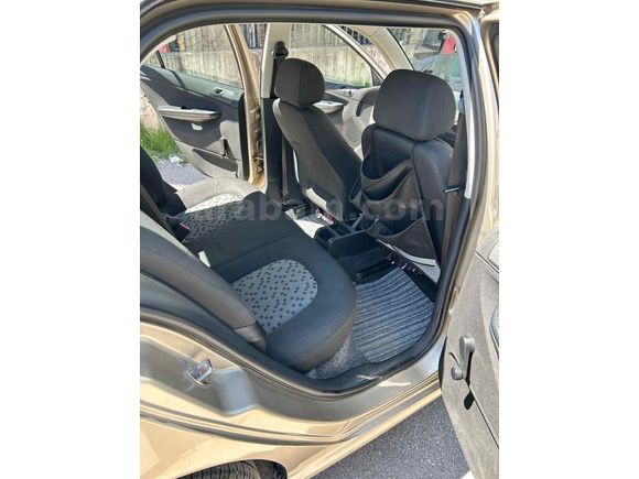 Sahibinden Skoda Fabia 1.4 TDI Ambiente 2006 Model 