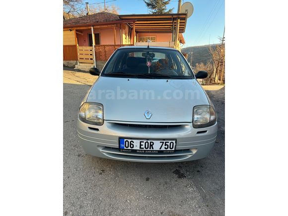 Sahibinden Renault Clio 1.4 RNA 2001 Model