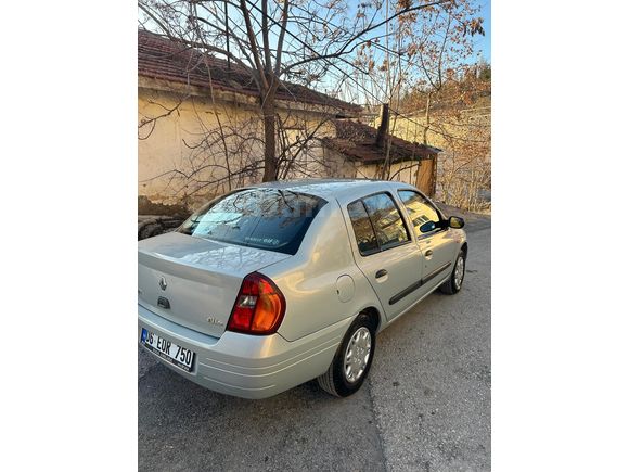 Sahibinden Renault Clio 1.4 RNA 2001 Model
