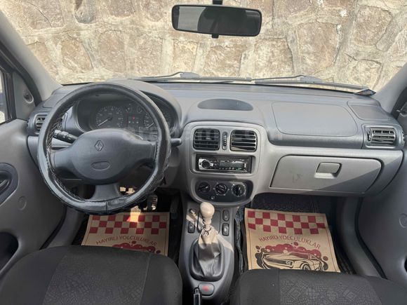 ATEŞHARMAN AUTO’DAN DEĞİŞENSİZ 2000 MODEL CLİO KLİMALI