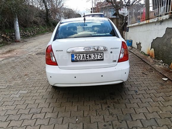 Sahibinden Hyundai Accent Era 1.5 CRDi Prime 2012 Model