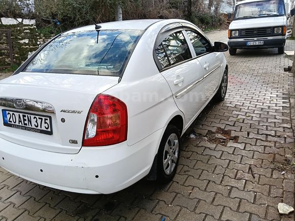 Sahibinden Hyundai Accent Era 1.5 CRDi Prime 2012 Model