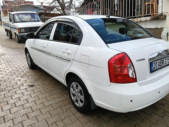 Sahibinden Hyundai Accent Era 1.5 CRDi Prime 2012 Model
