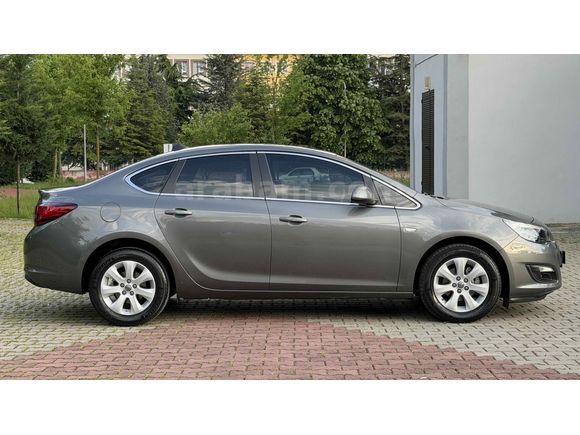 Hatasız boyasız Opel Astra 1.6 Edition Plus 2018 (30BİN)KM