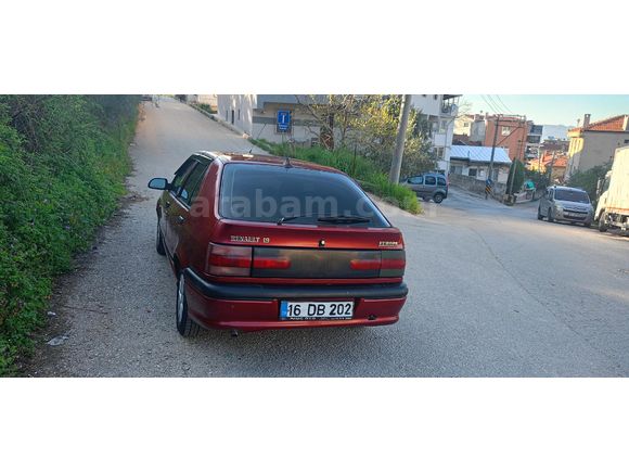 1998 Renault 19 Europa 1.6 –– Motoru Yürürü Düzgün"