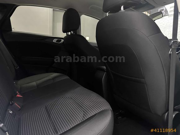 HATASIZ BOYASIZ 2020 MODEL KİA CEED 1.0 TURBO COOL TEKNA