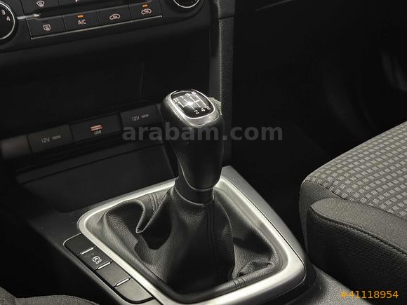 HATASIZ BOYASIZ 2020 MODEL KİA CEED 1.0 TURBO COOL TEKNA