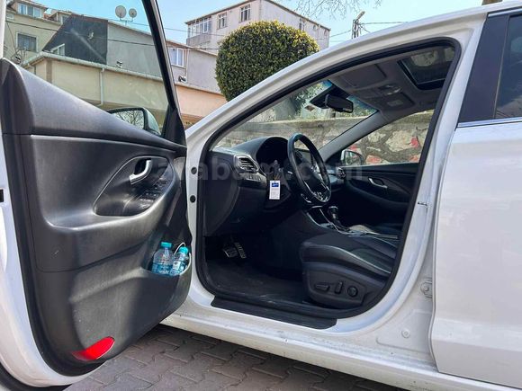 Sahibinden Hyundai i30 1.6 CRDi Elite Plus 2017 Model 