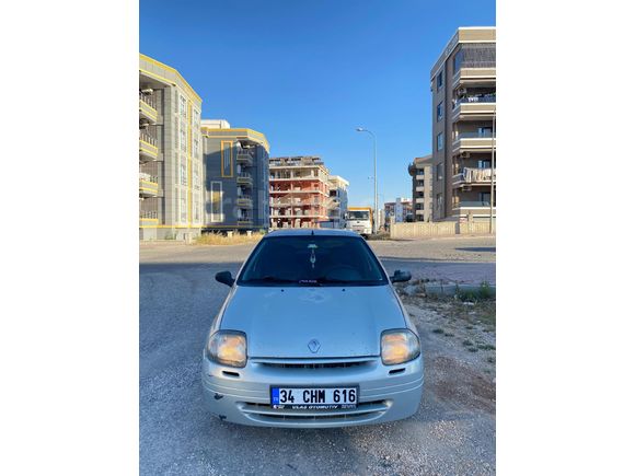 Sahibinden Renault Clio 1.4 RN 2001 Model