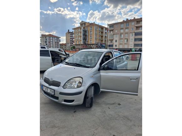 Sahibinden Toyota Yaris 1.0 Terra 2004 Model  235.000 km Gri (Gümüş)