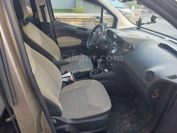 OTOMOBİL RUHSATLI HATASIZ DÜŞÜK KİLOMETRELİ 