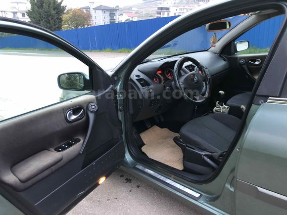 Sahibinden Renault Megane 1.6 Dynamique 2004 Model 