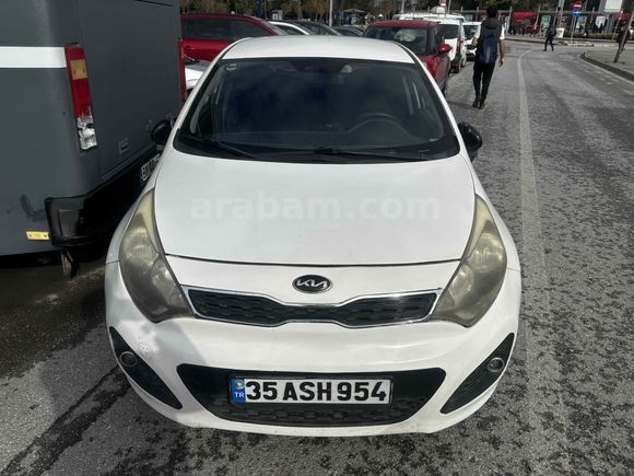 Sahibinden Kia Rio 1.25 CVVT Fancy 2013 Model 