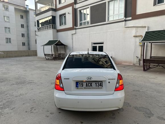 Sahibinden Hyundai Accent Era 1.4 Mode 2011 Model 