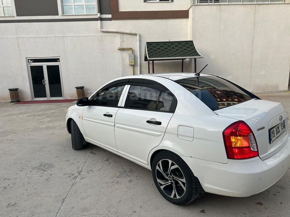 Sahibinden Hyundai Accent Era 1.4 Mode 2011 Model 
