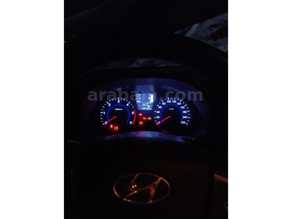 Sahibinden Hyundai Accent Blue 1.6 CRDI Mode Plus 2015 Model  148.000 km Gri