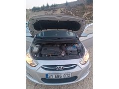 Sahibinden Hyundai Accent Blue 1.6 CRDI Mode Plus 2015 Model  148.000 km Gri
