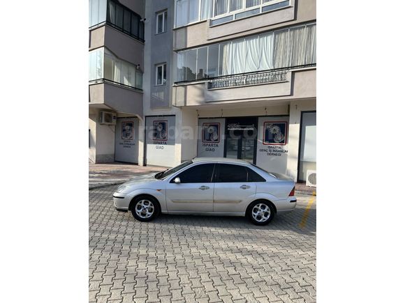 Sahibinden Ford Focus 1.6 Comfort 2003 Model 