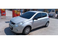Sahibinden Hyundai i20 Troy 1.2 DOHC Mode 2011 Model  170.000 km Gri (metalik)