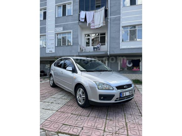 Sahibinden Ford Focus 1.6 Ghia 2006 Model 