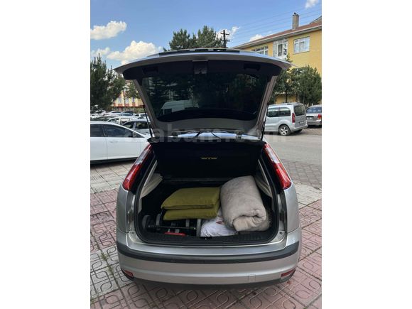 Sahibinden Ford Focus 1.6 Ghia 2006 Model 