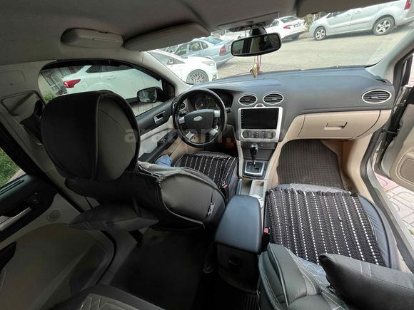 Sahibinden Ford Focus 1.6 Ghia 2006 Model 