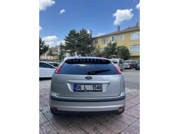 Sahibinden Ford Focus 1.6 Ghia 2006 Model 