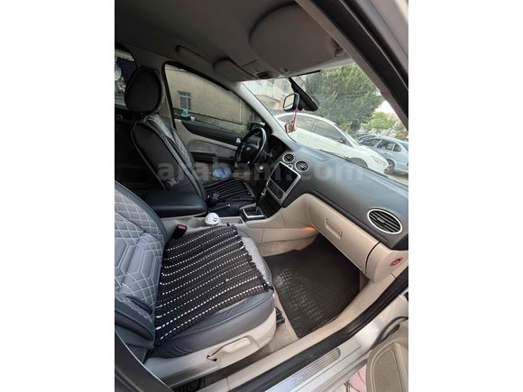 Sahibinden Ford Focus 1.6 Ghia 2006 Model 
