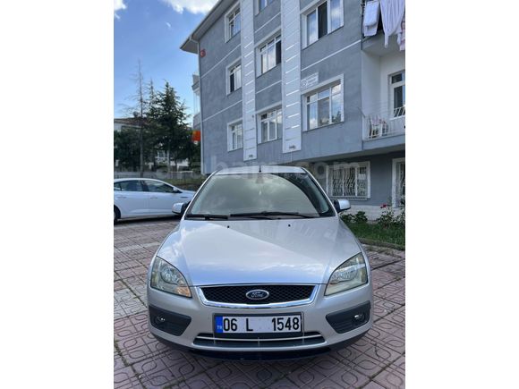Sahibinden Ford Focus 1.6 Ghia 2006 Model 