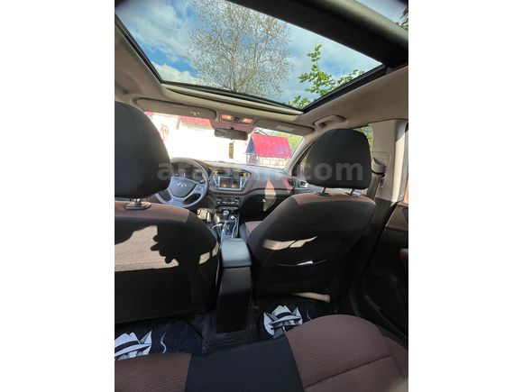 Sahibinden Hyundai i20 1.4 CRDi Style 2014 Model 