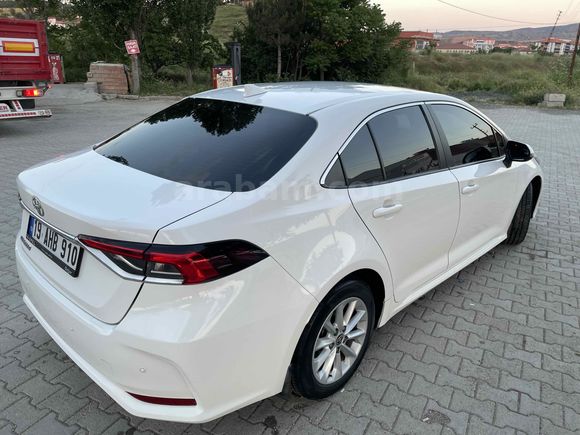 Boyasız Toyota Corolla 1.5 Dream 2021 Model 