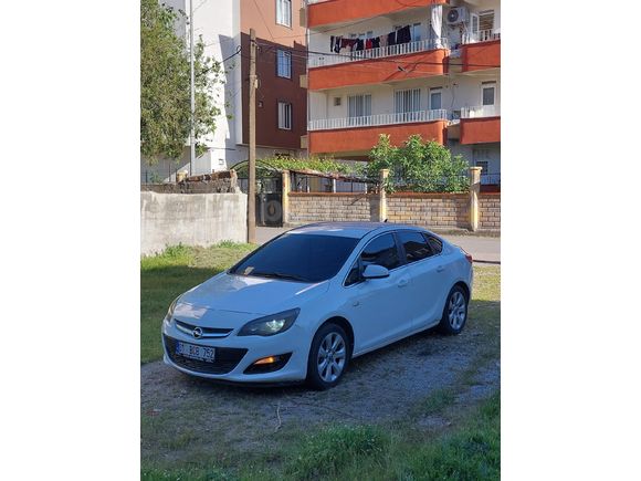 hatasız  1.6 dizel  136hp edişin Plas  Opel Astra