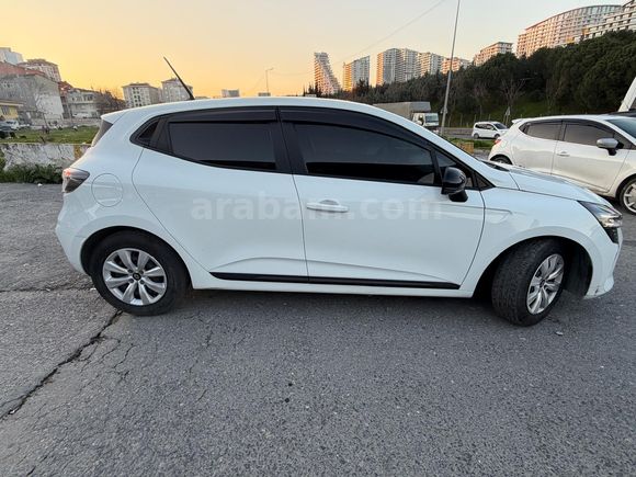 Sahibinden Renault Clio 1.0 TCe Equilibre 2023 Model