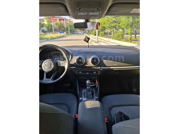 MEMURDAN DÜŞÜK KM MAKYAJLI AUDİ
