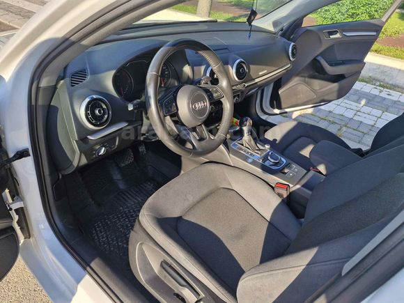 MEMURDAN DÜŞÜK KM MAKYAJLI AUDİ