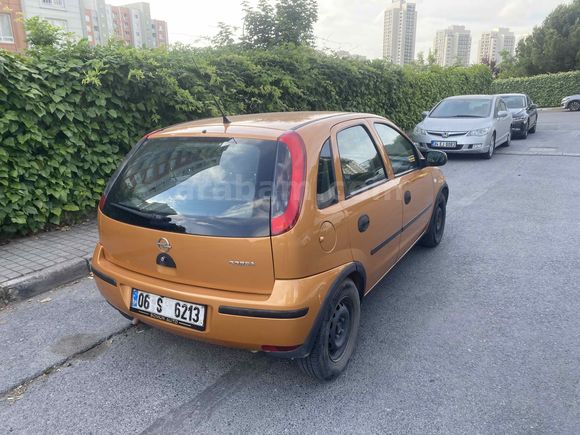 Galeriden Opel Corsa 1.2 Essentia 2004 Model İstanbul